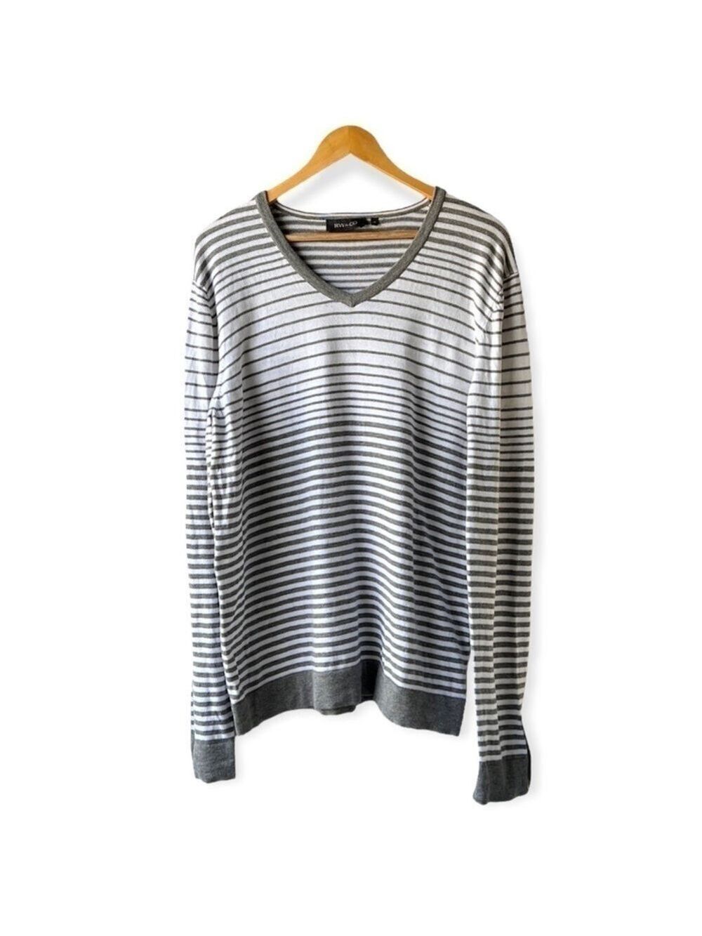 RW & CO White And Grey Striped Long Sleeve Sweater Size Large